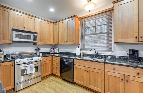 Bear Lake Reserve Cabaña | 220 Boulder Creek Lane at Bear Lake Reserve