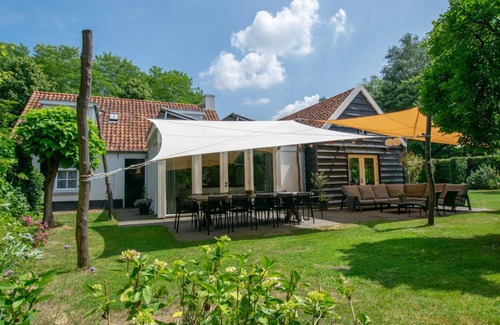 Oosterhout Casa | 220 m² Casa ∙ 4 habitaciones ∙ 8 huéspedes