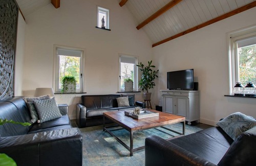 Oosterhout Casa | 220 m² Casa ∙ 4 habitaciones ∙ 8 huéspedes