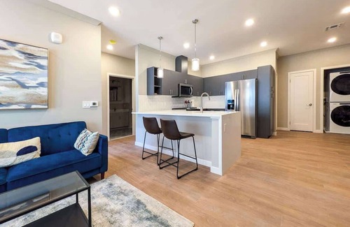 Dunellen Apartamento | 222 Brand New 2 Bedroom, 1 KIT, 2 BATH, 1 Living