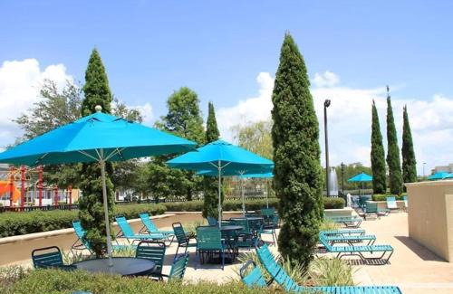 Venetian Bay Villages Casa | 2222-3-SV-Charming condo