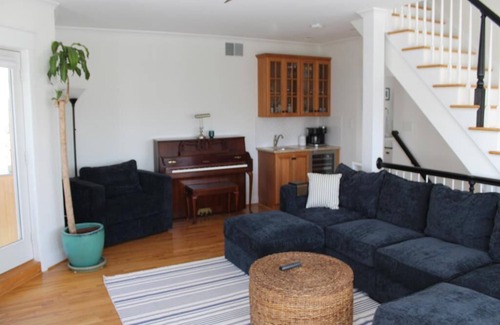 Townsend's Inlet Condominio | 223 83rd Street West