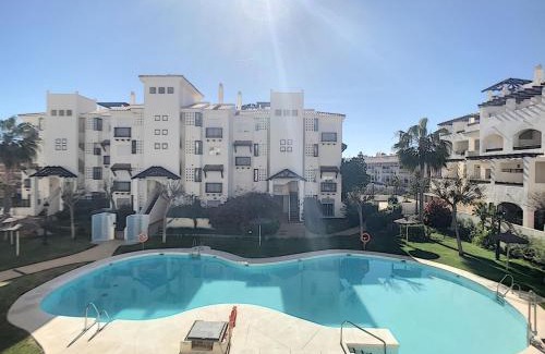 San Luis de Sabinillas Apartamento | 2239-Lovely 2 bedrooms with pool and paddle court