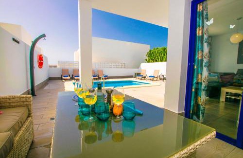 Playa Blanca Villa | 224 - Casa Gecko by Villas Now Ltd