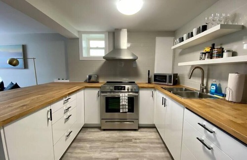 North End Apartamento | 224 Hidden Getaway w/Back Yard