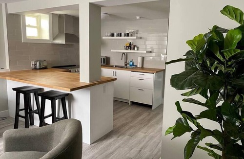 North End Apartamento | 224 Hidden Getaway w/Back Yard