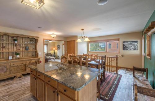 Ouray Casa | 225 6th Avenue 4
