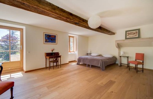 Boyer Casa | 225 m² Casa ∙ 4 habitaciones ∙ 10 personas