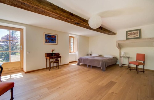 Boyer Casa | 225 m² Casa ∙ 4 habitaciones ∙ 15 personas