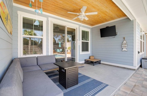 Laguna Beach Estates Casa | 228 Blue Pelican by Blueswell