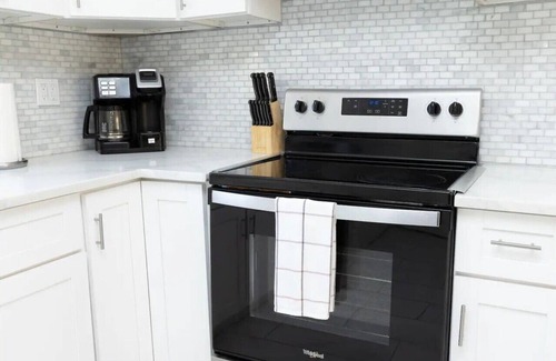 New Haven Casa | 229) Perfect for larger groups!