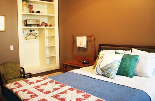 Downtown Casa | 23 Steps Inn