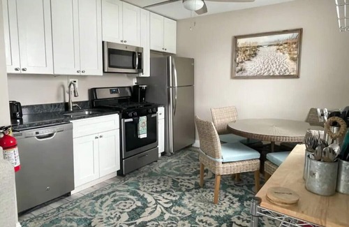 Brigantine Casa | 231 33rd St Unit A 2BR Beach Home Hideaway Parking