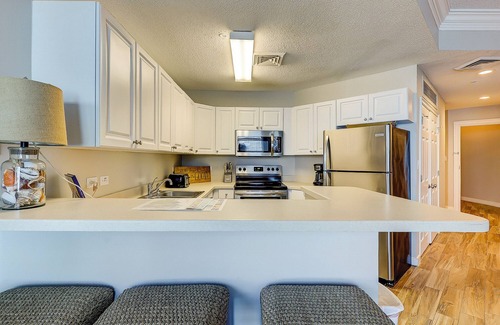 North Forest Beach Condominio | 2311 SeaCrest - OCEANVIEWS from the Atlantic Await!!