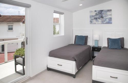 Jolly Harbour Casa | 232D South Finger