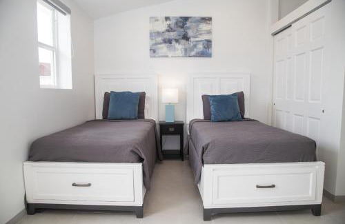 Jolly Harbour Casa | 232D South Finger