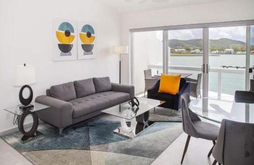 Jolly Harbour Apartamento | 232G Upper Level, South Finger