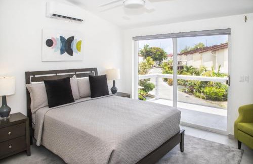 Jolly Harbour Apartamento | 232G Upper Level, South Finger