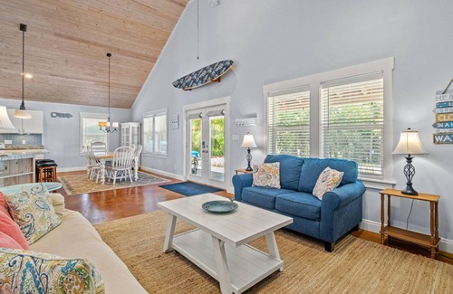 Laguna Beach Estates Condominio | 239 - 13th St - Casa Indigo by Blue Swell