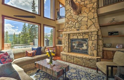Valley of the Sun Casa | 24-0085 Fairplay Home with Hot Tub and Mountain Views!