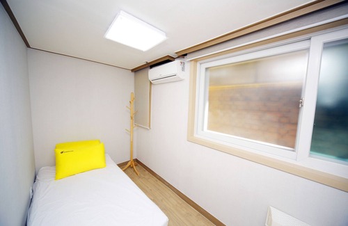 Hwigyeong-dong Casa | 24 Guesthouse Seoul Cheongryangri