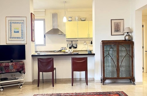 Achrafieh Apartamento | 24 hrs Electricity-Gated tower apartment with view