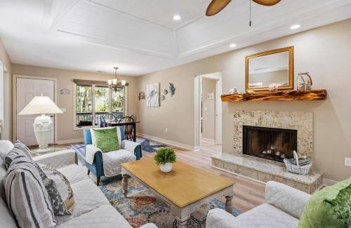 West Beach Casa | 24 Inlet Cove Cottage by Akers Ellis Rentals