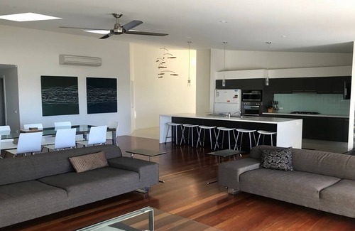 Tura Beach Casa | Turaroo, Tura Beach NSW