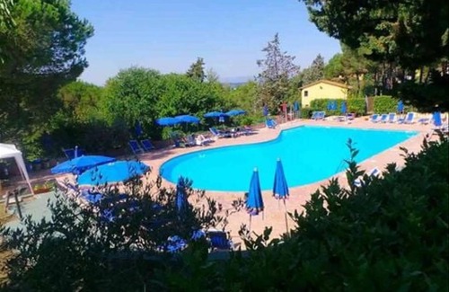 Montopoli in Val d'Arno Casa | 24 m² Caravana ∙ 2 habitaciones ∙ 5 personas