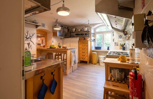Juenkerath Casa | 24 Personen Haus mit 8 Schlafzimmern