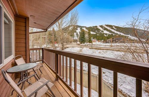 Jackson Apartamento | 2401 Pitchfork