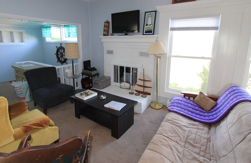 Sagamore Beach Cabaña | 244 Phillips Rd - SD2558