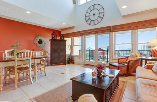 Ocean Cay Casa | 245 S Fletcher