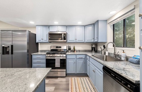 Cottonwood-Verde Village Apartamento | Cottonwood Oasis! Swim Spa, Pool Table, Gym, Games