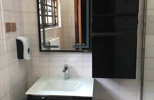 Kumasi Cabina | 247 executive lodge