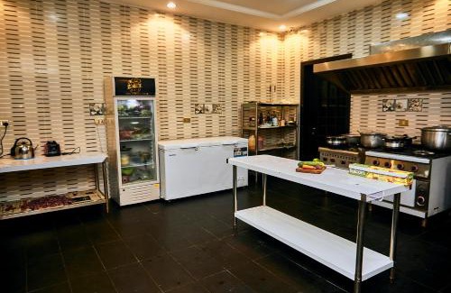 Ofin Hotel | 247 Luxury Hotel & Apartment Ajah
