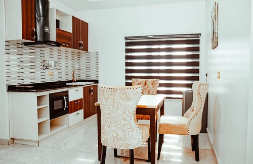 Ofin Hotel | 247 Luxury Hotel & Apartment Ajah
