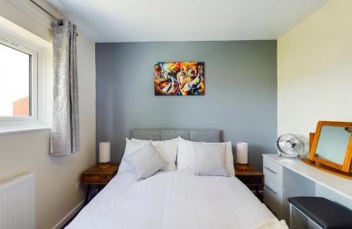 Telford Apartamento | 247 Serviced Accommodation in Telford- 3BR HOUSE