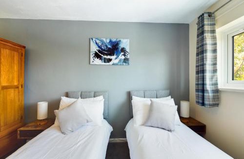Telford Apartamento | 247 Serviced Accommodation in Telford- 3BR HOUSE
