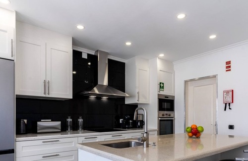 Albufeira Villa | #248 Villa Loureira 54 by Home Holidays