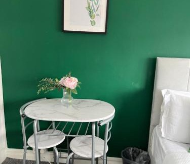 Southgate Apartamento | 25 Chase Side