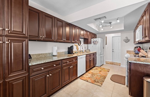Fort Myers Villa | 25% Fall Discount! Heated Pool! Jump On In!