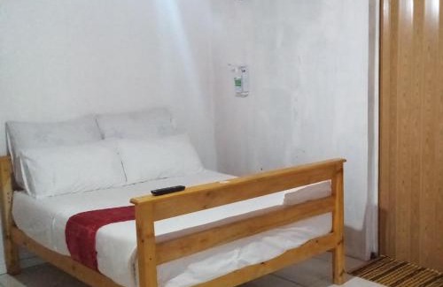 Pinetown Cabina | 25 Jacaranda Lodge & Backpackers