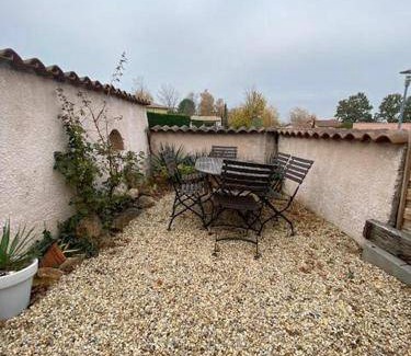 Montmerle-sur-Saone Cama Y Desayuno | 25 m² Bed & Breakfast ∙ 4 huéspedes