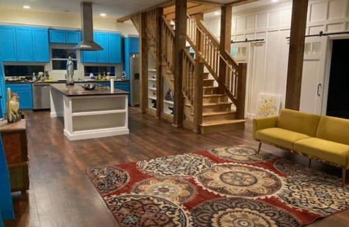 Charlotte Casa | 25 miles from downtown Nashville