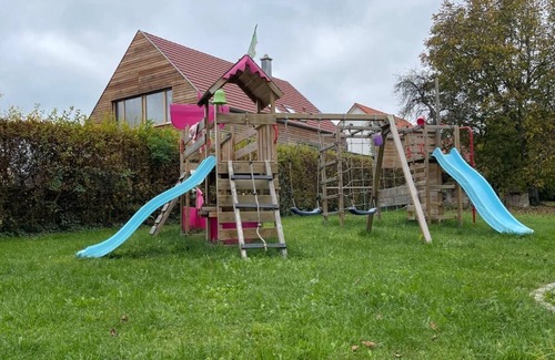 Haunsheim Casa | 25 minutes from LEGOLAND - holiday home for (large) families or groups