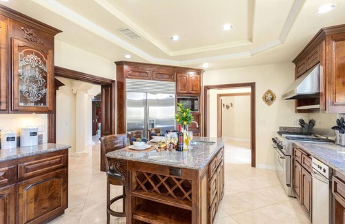 Perris Casa | 25% Off Oct 2-5, W/Pool & Hot Tub, Great Views!