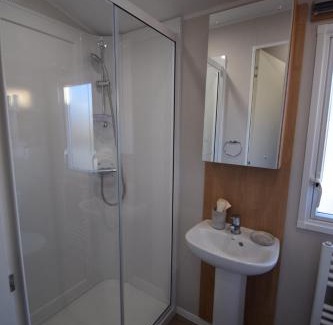 Walton on the Naze Otro | 25 Poplars Way Walton on Naze