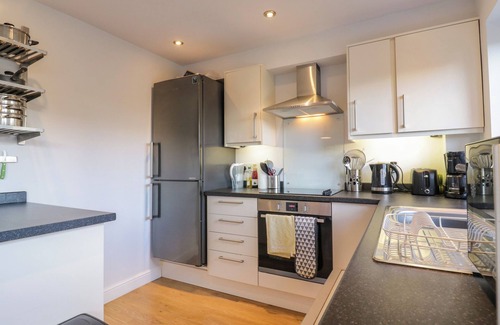 Sawston Cabaña | 25 RESBURY CLOSE, with a garden in Sawston