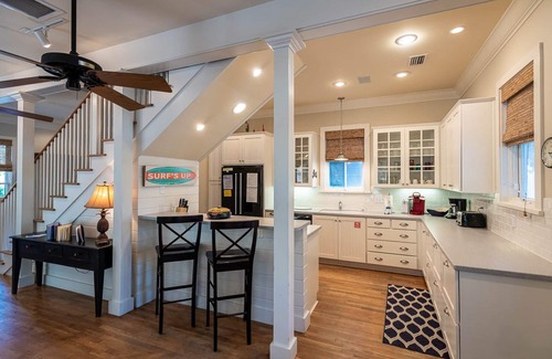 Seagrove Beach Casa | NUEVA LISTA !! Tupelo Honey - Se aceptan mascotas, a pasos del mar, piscina climatizada privada, como la nueva casa para 12 personas, 5 minutos a pie de playa.